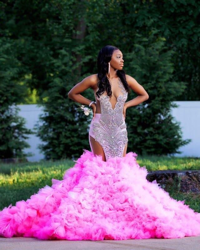 Bubble Gum Barbie Gown S / Gold