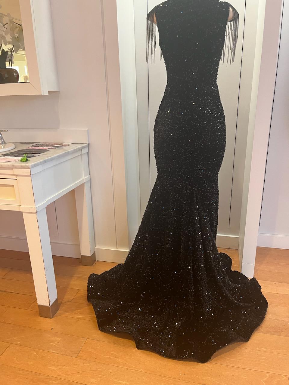 Tami2 Gown