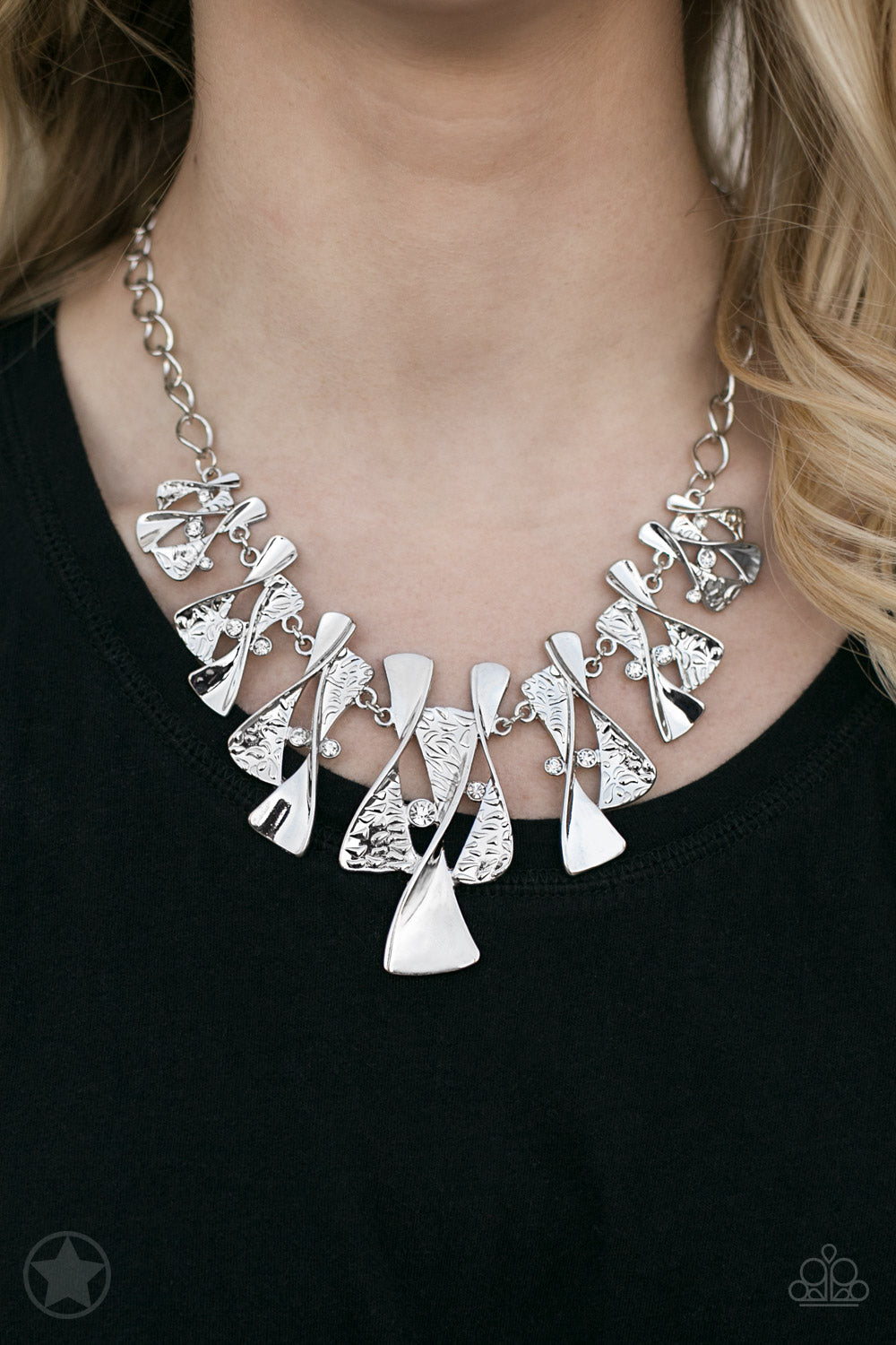 Silver Groove Necklace Set